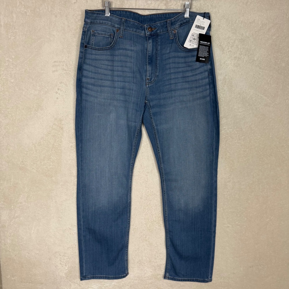 True Classic Mens Straight Leg Jeans Medium Indigo Wash 36x30 Stretch Denim NWT - Picture 2 of 7